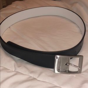 Nike Accessories - Reversible black and white nike golf belt Nike Accessories - Reversible black and white nike golf belt